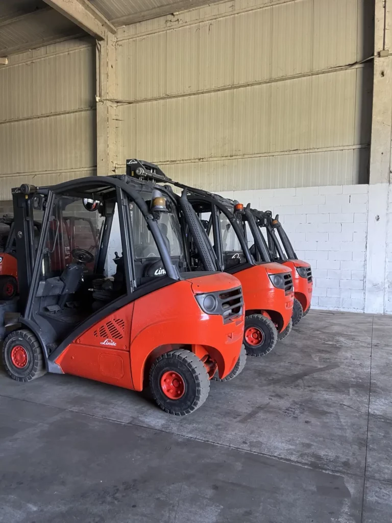 Carretillas elevadoras Linde revisadas en las instalaciones de Tecman